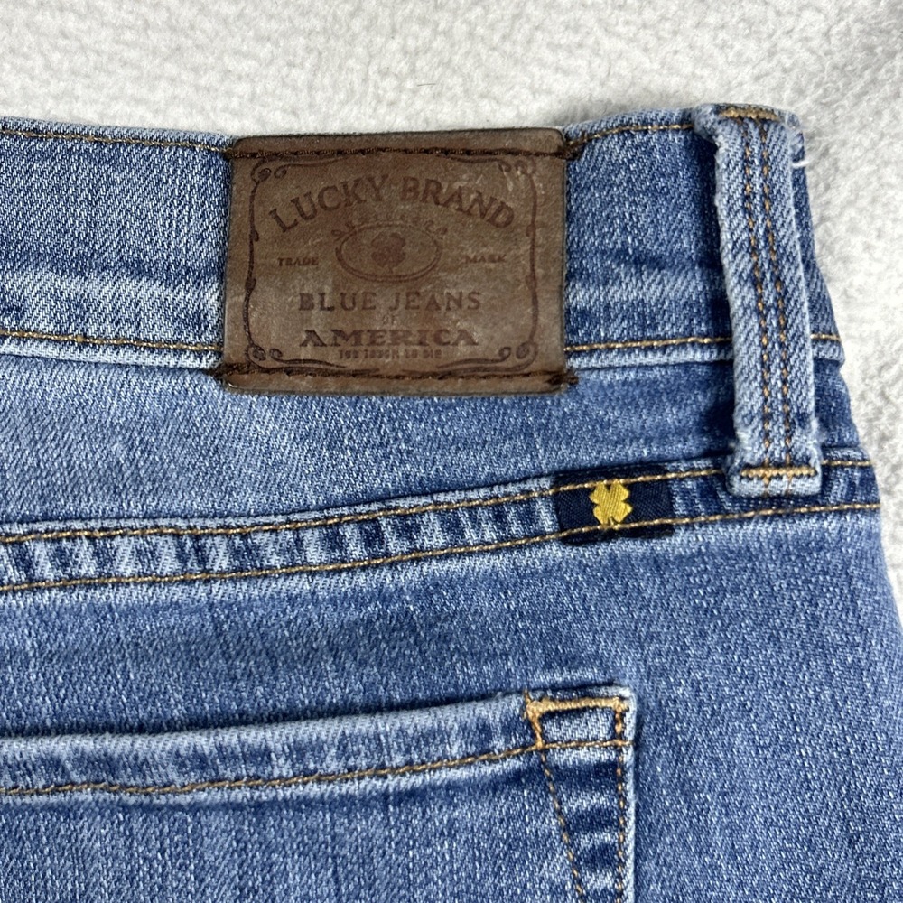 Lucky‎ Brand Jeans Womens Size 14/32 Blue Light Wash Denim Jeans Sofia Boot - Picture 7 of 9